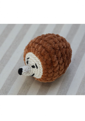 Horgolt süni (kicsi)